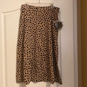 New w/tags Ann Taylor belted animal print midi skirt